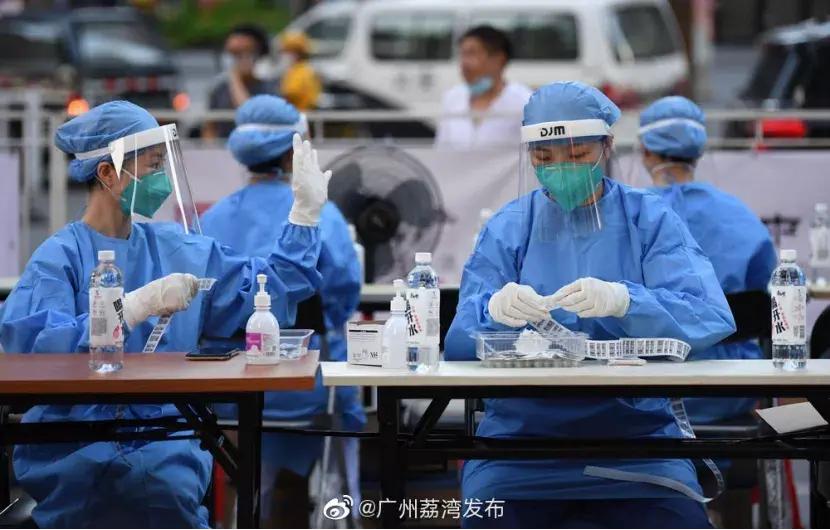 观察病毒需借助什么显微镜,观察病毒必须借助什么显微镜