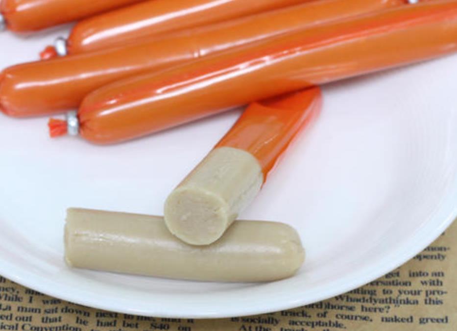 火腿肠身上竟然有“机关”，一拉就开了，吃了这么多年都不知道