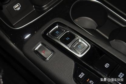 现代新胜达2020款6座值不值得买,现代6座suv全新胜达测评