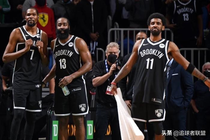 篮网哈登杜兰特,篮网哈登拍照