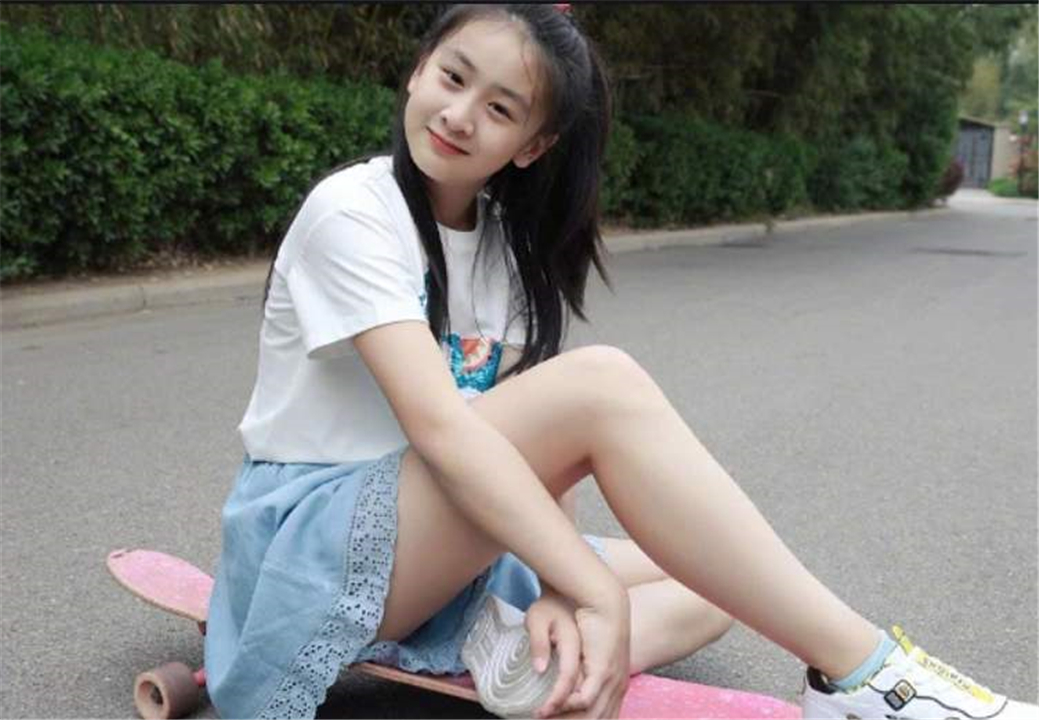 森碟近照曝光11岁身高近1米7,森碟11岁长相