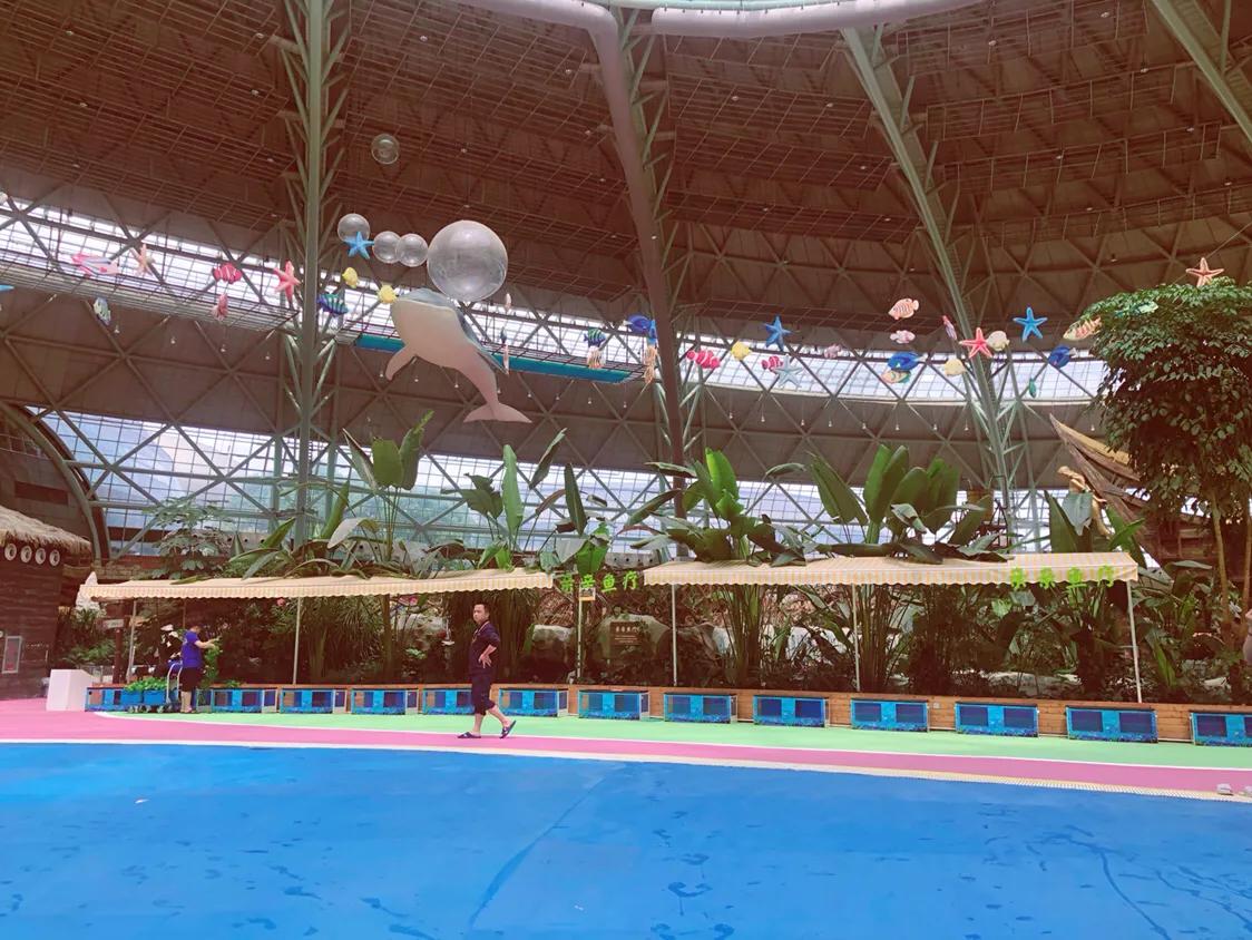 听戏享受这悠闲时光,听戏喝酒自在逍遥