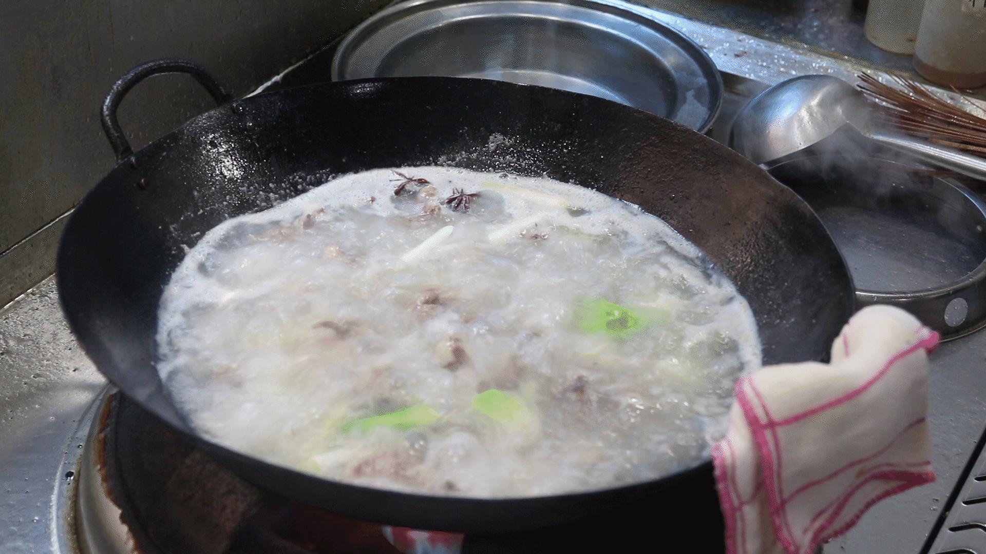 老鸭汤怎么做的好喝,老鸭汤怎样做好喝