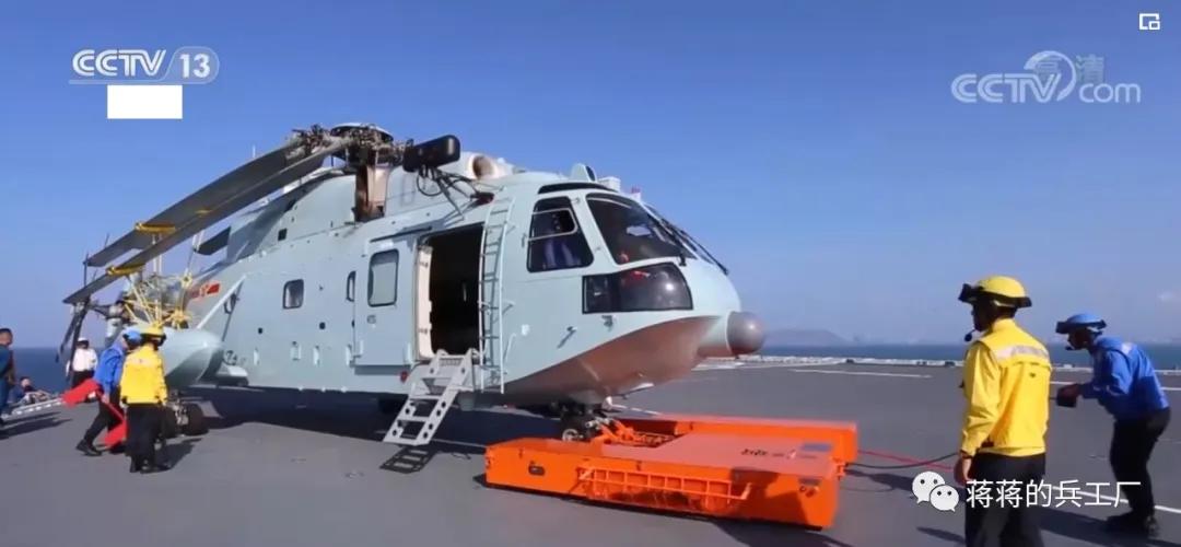 国产遥控飞机牵引车,中国新型航母牵引车