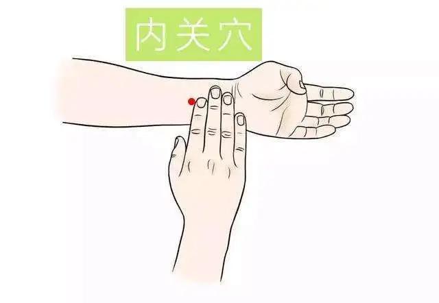 打嗝停不下来两招教你快速解决,连续打嗝不止怎么办教你一招止嗝