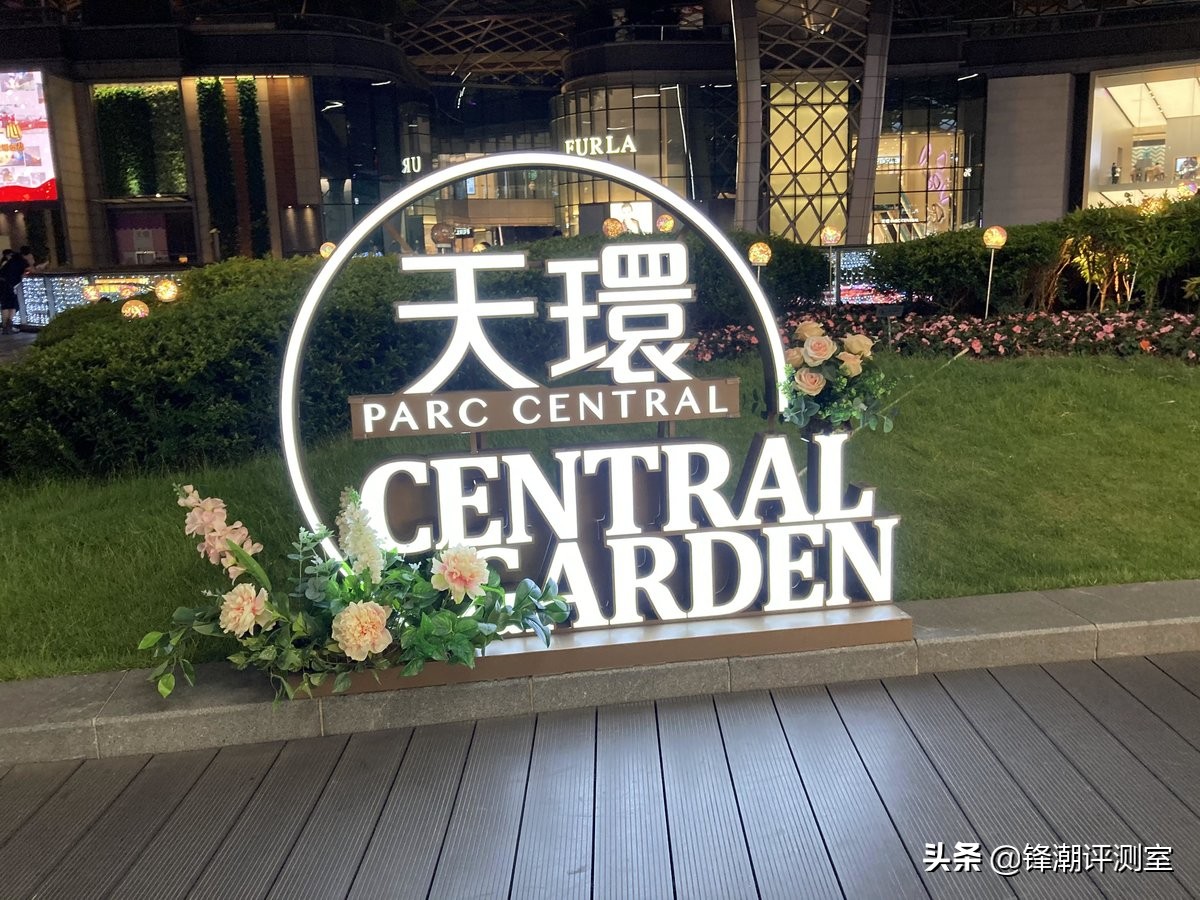 iphonese深度评测淘宝,iphonese真正的测评真的值得买吗