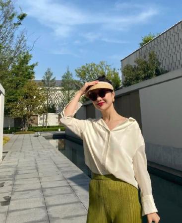 董花花怎么嫁给蒋凡的,董花花蒋凡净身出户真实吗