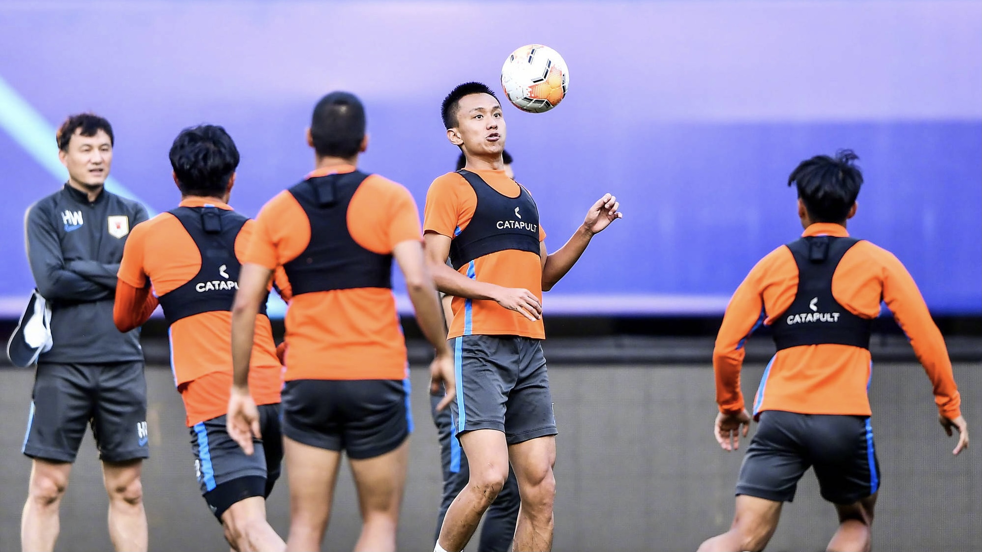 鲁能太精明！石柯签约细节曝光，大连人恐效仿拿下恒大主力国脚