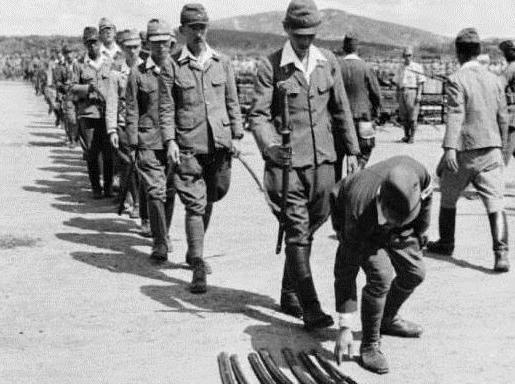 七旬老人跳河轻生事件,70岁老人跳河事件