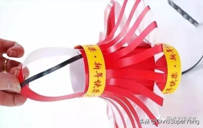 幼儿园小班元旦亲子手工立体灯笼,手工亲子灯笼