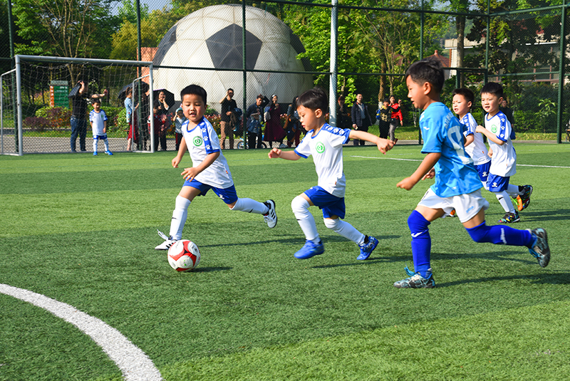 南充市青少年足球锦标赛,南充奥航比赛