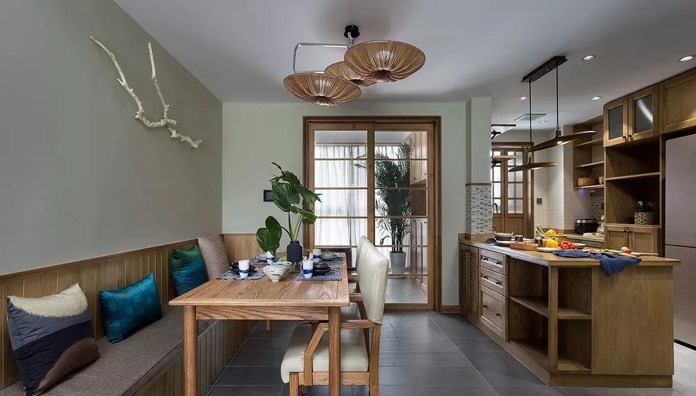 家庭式餐厅卡座设计简直太惬意了,卡座餐厅漂亮极了