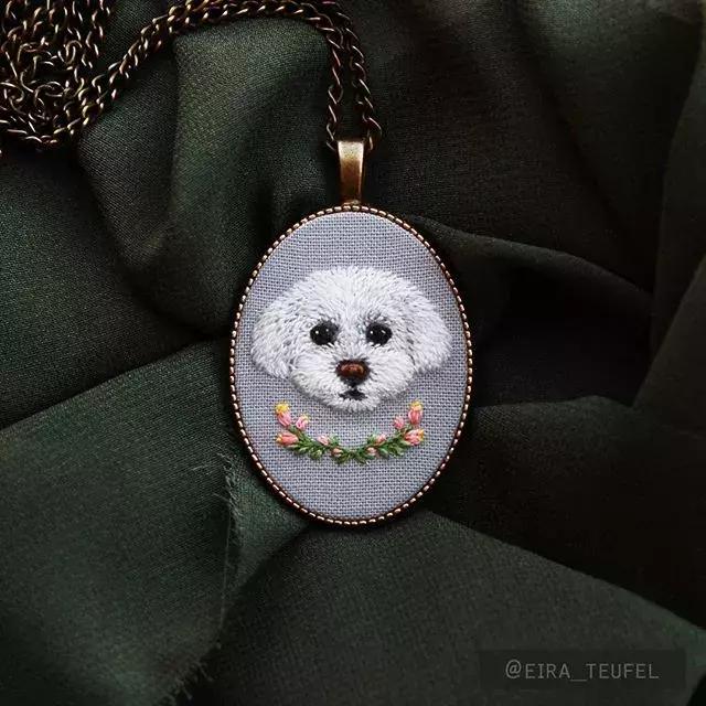 当一个程序员迷上了刺绣，就算手骨折了也无法阻止她……