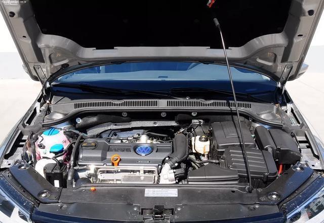 2011年的大众速腾还值多少钱,老款速腾1.6l12万公里还值多少钱