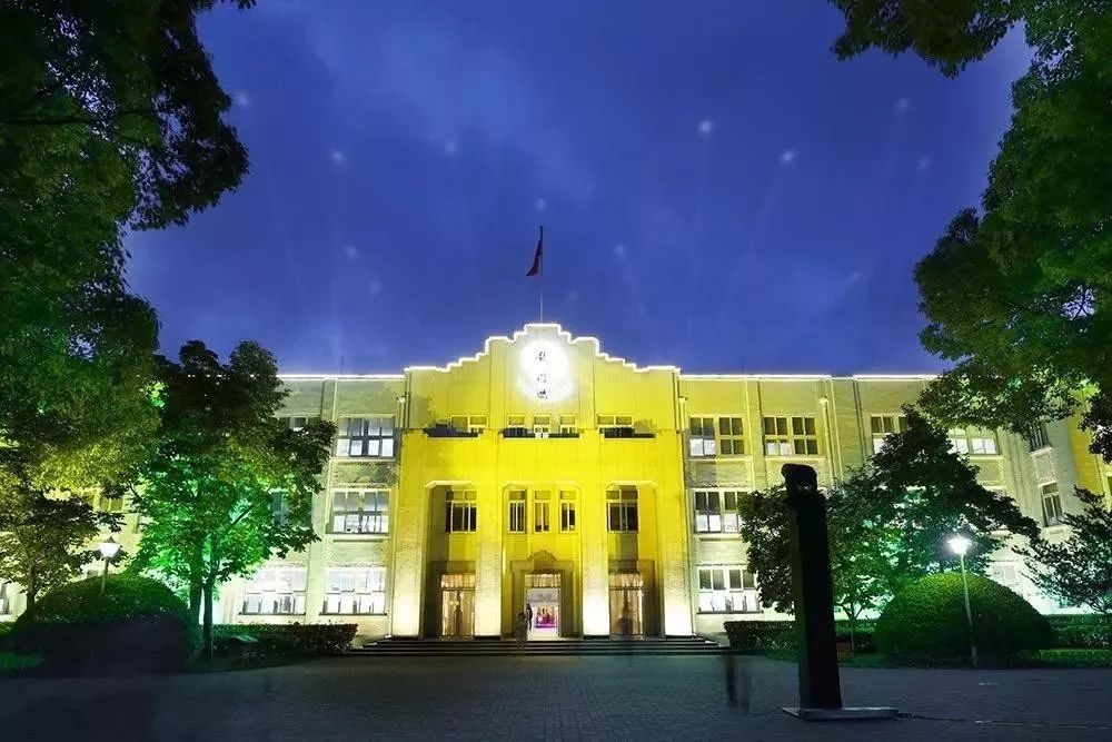 徐汇区教育好还是闵行区教育好,上海教育强区徐汇区