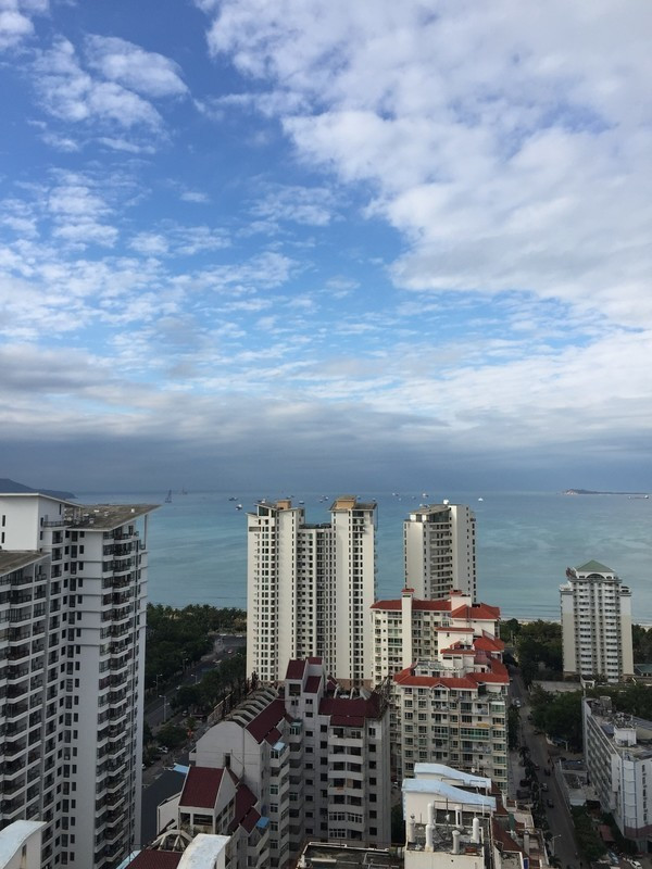 拥抱那片大海,拥抱这片海