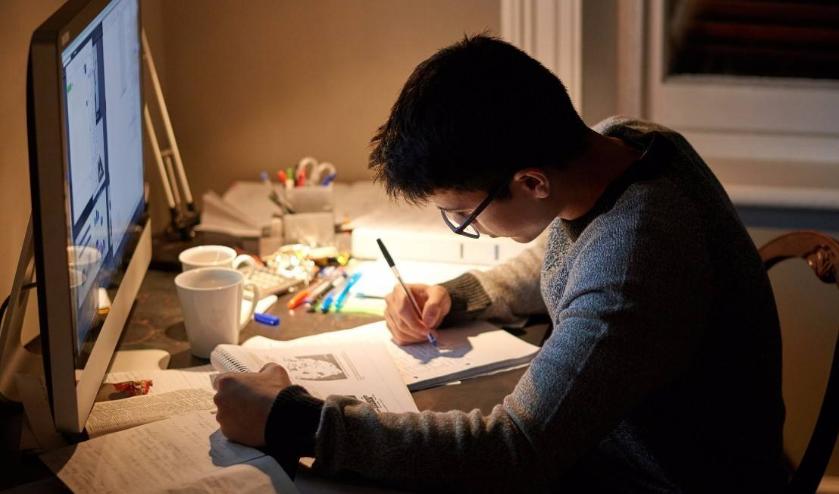 如果孩子厌学家长该怎么正确引导,孩子厌学家长该如何应对