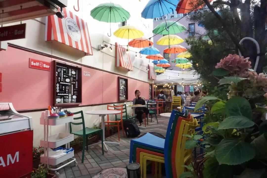 首尔的街巷，藏着商业好看的模样