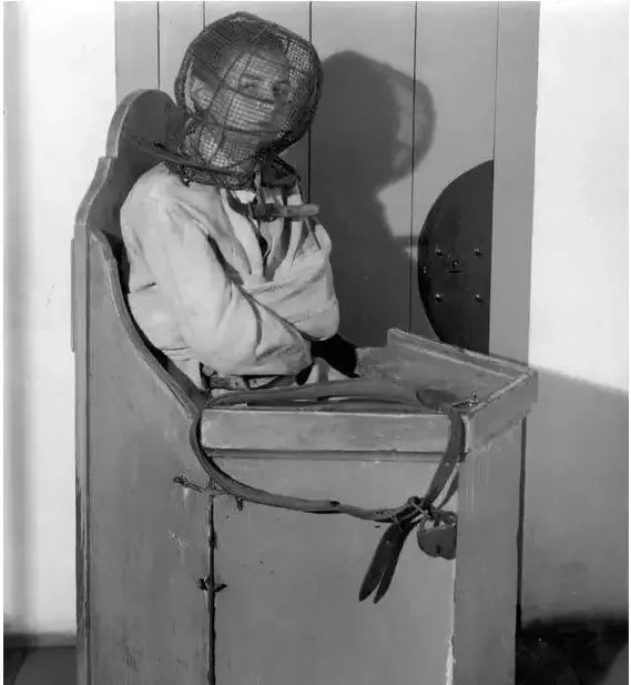 电击、开颅、切脑，为了治病精神病患者受过多少罪