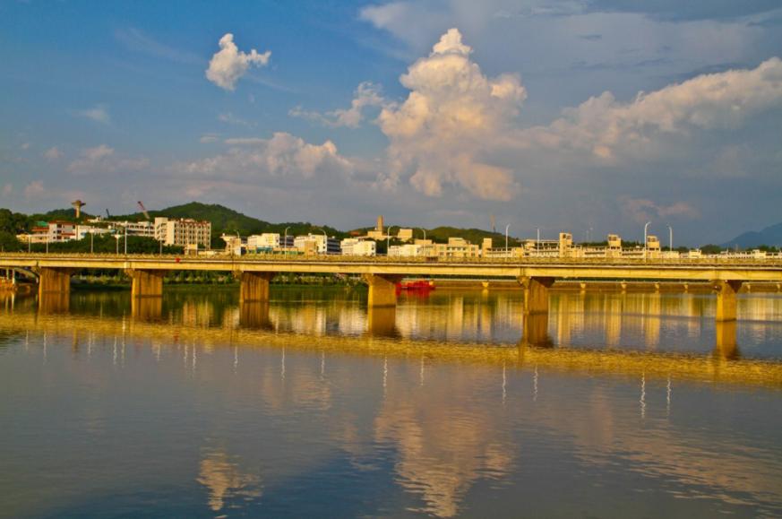 原创诗词14首,经典诗词36首