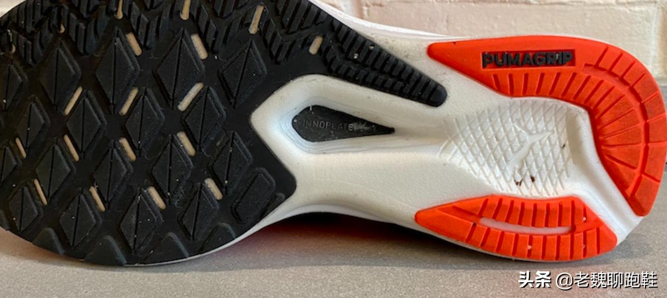 彪马有没有一些顶级碳板跑鞋,彪马慢跑鞋碳板