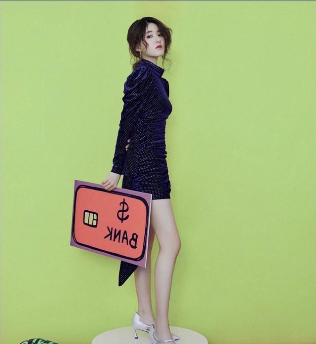 一款比较减龄修饰脸型的发型,脸大脸圆今年流行什么发型