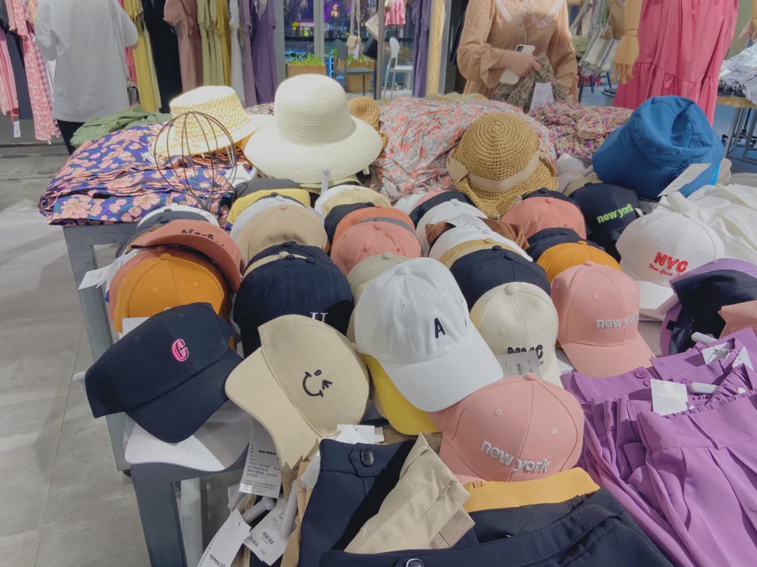 西安小众品牌服装店,西安时尚优雅女装街铺品牌