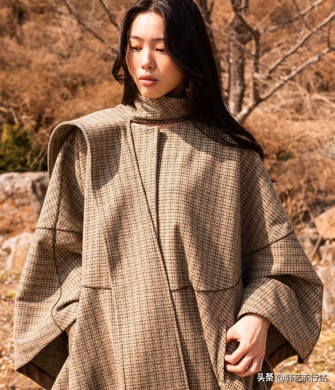 2020春夏巴黎时装周chanel秀场,2022秋冬首尔时装周bonbom