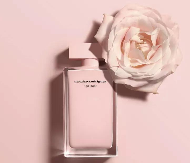 jennie喜欢什么香水,jennie同款香水好闻吗