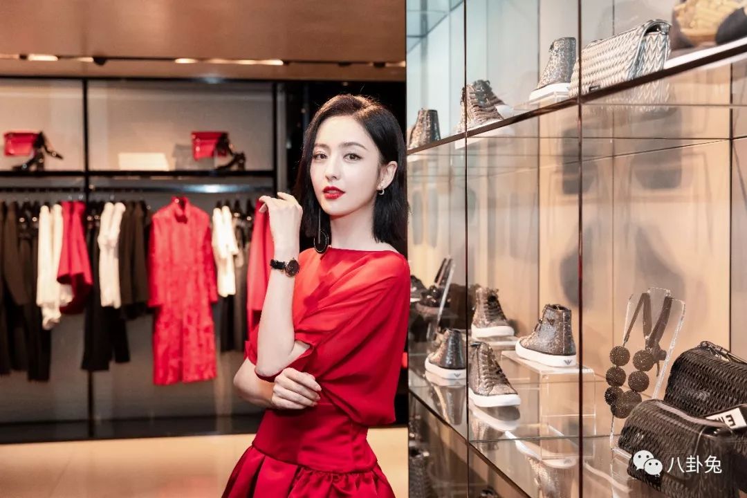 阿玛尼满天星手表第一次怎么启动,300块阿玛尼手表满天星怎么样