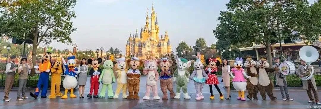 艳压星黛露的“四字爱豆”，抢了多少钱？