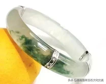 翡翠手镯的水头怎么看好坏,翡翠手镯的基本知识大全