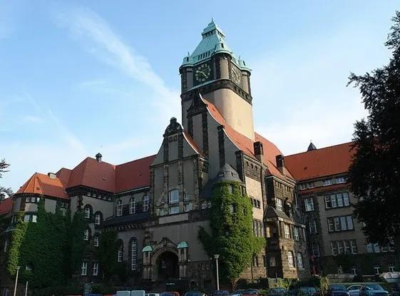 带你走进德国门窗工厂,德累斯顿工业大学