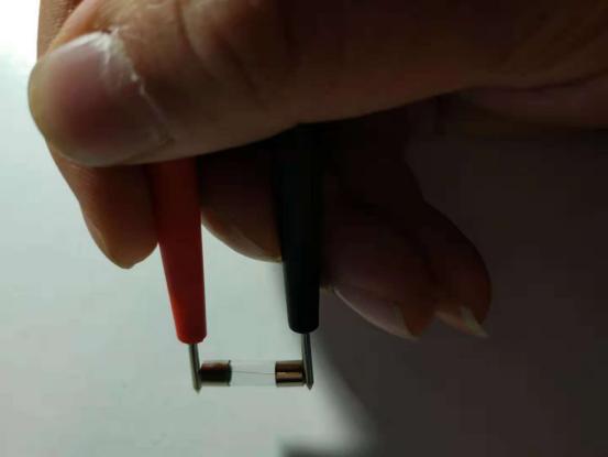 电工考试万用表的使用方法,低压电工万用表的使用