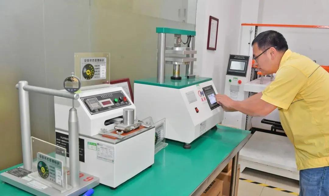 又多了一个骄傲！*江阳**这家企业跃升中国餐厨类刀具出口冠军