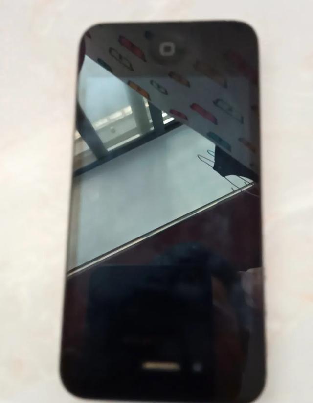 iphone4s乔布斯遗作,iphone4s乔帮主遗作