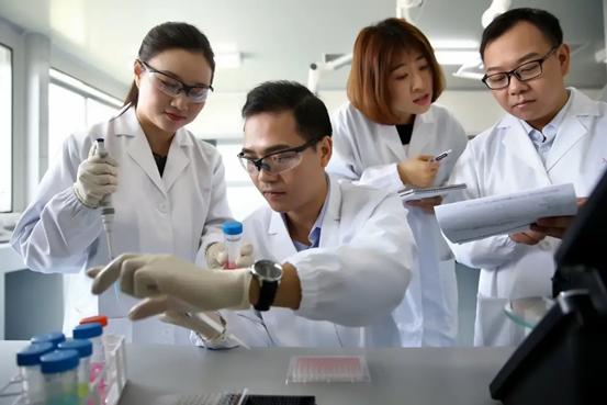 玫琳凯化妆品衰老修复,皮肤衰老用护肤品有用吗