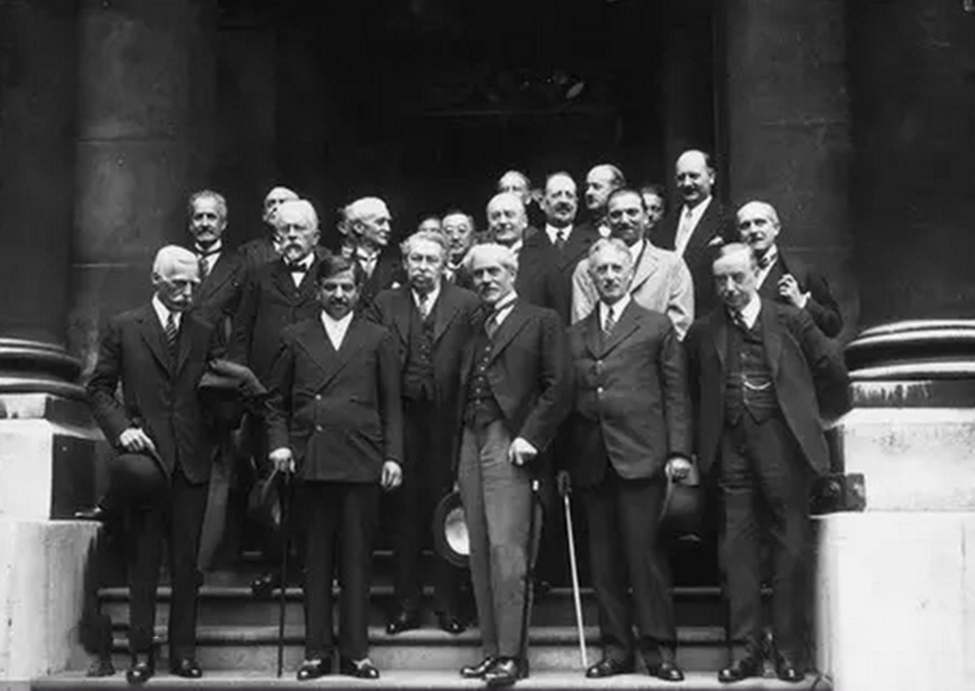 两次拯救美国的人,两次救美国的大人物