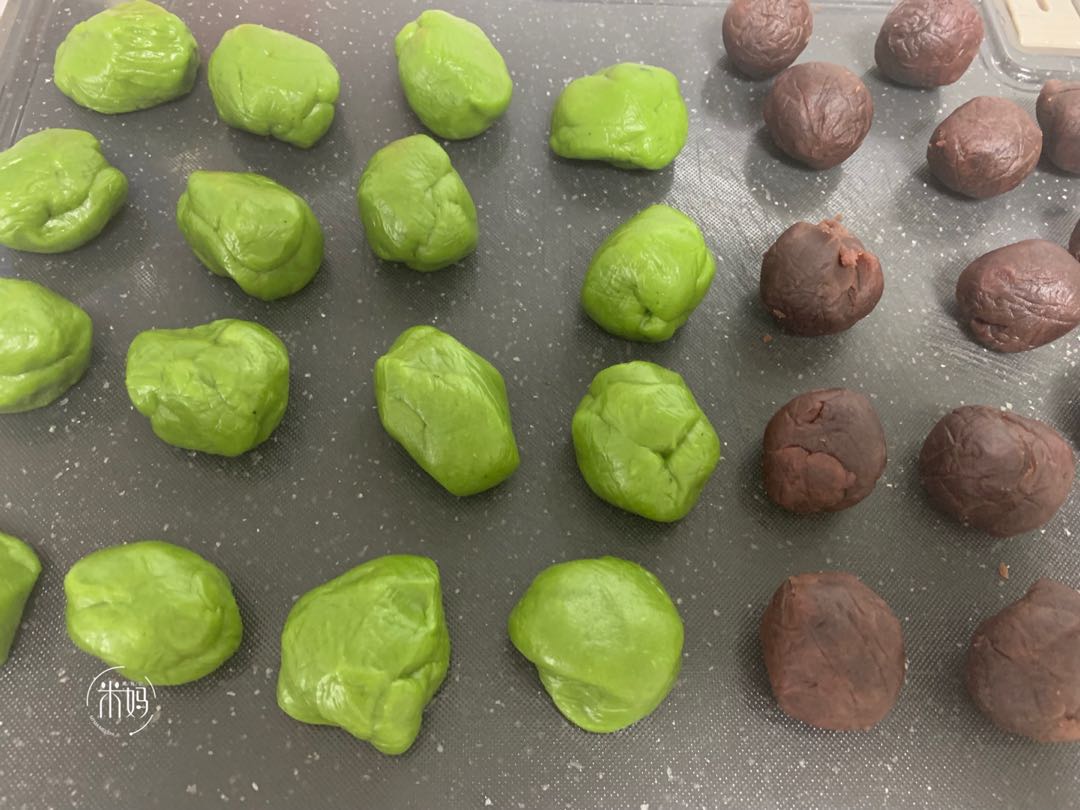 糯米粉这样做真好吃筷子一搅,只用牛奶和鸡蛋做蛋糕和糯米粉