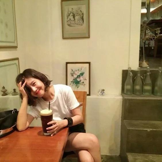 可盐可甜短发女生超a系穿搭,韩系风可盐可甜短发超美造型