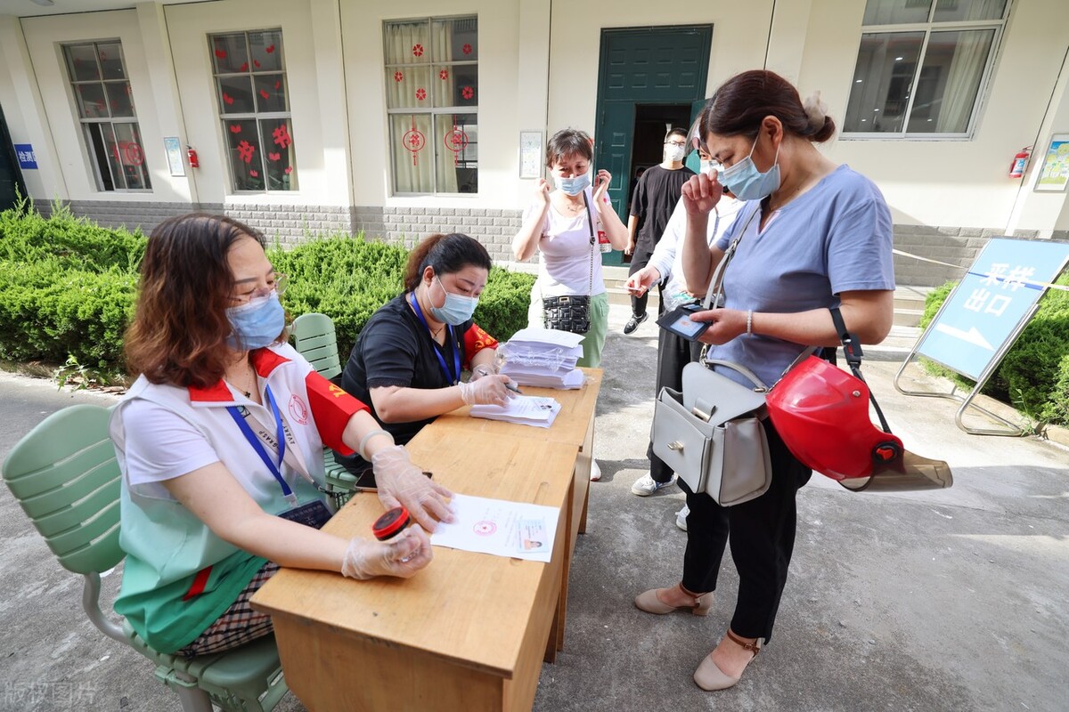 社区工作者应聘人多吗,社区工作岗招录