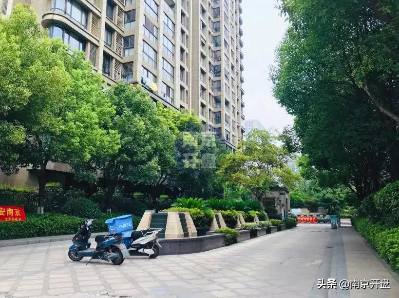 南京多家楼盘涨年度涨幅5%,最近十年南京房价涨得最多的小区