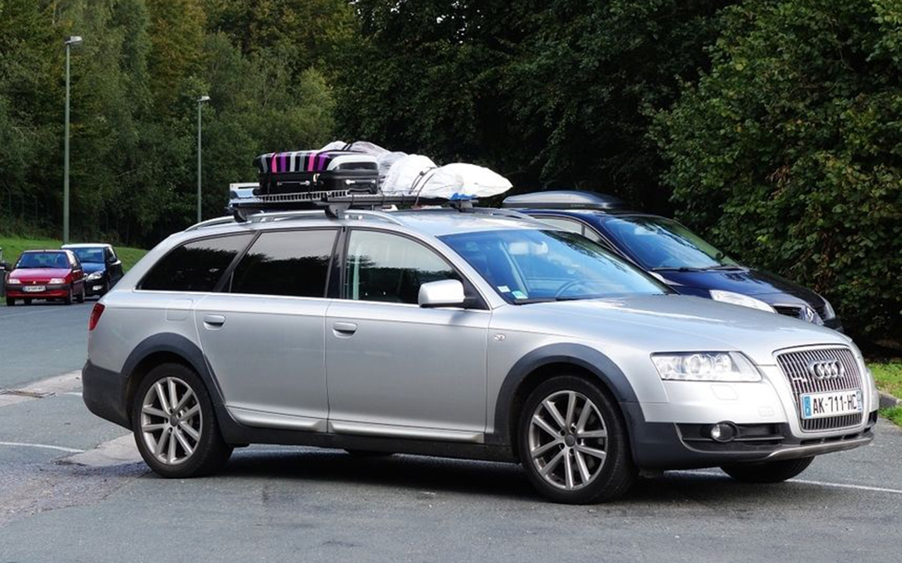 蔚领怎么样一汽大众,一汽大众旅行车黑色蔚领