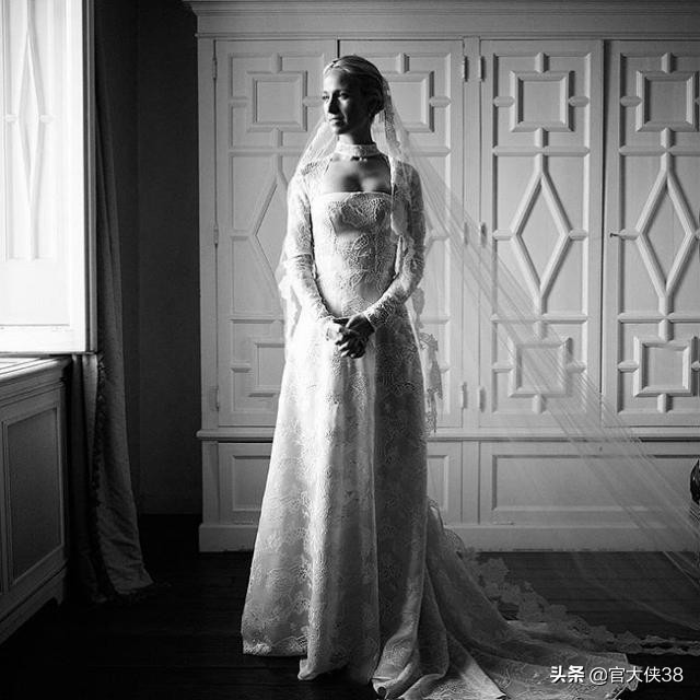 米莎·诺努，梅根·马克尔好友，让大家看看她婚礼那天的幕后情景