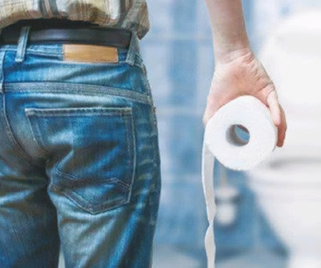 上厕所大便前硬后稀怎么回事,上厕所大便干硬怎么回事