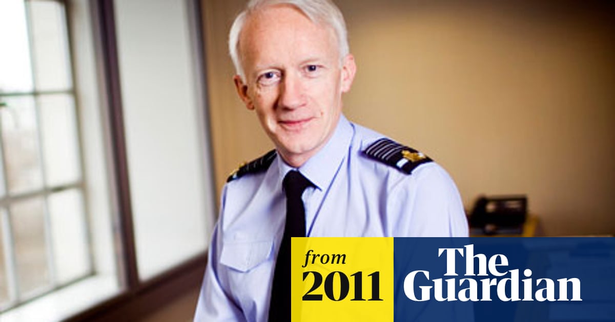 海湾战争英国指挥官,英国皇家陆军海陆空总司令