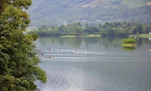沸水何处觅芳踪？西游记里，白水湖边，灵秀呼之欲出