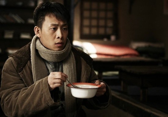 张译和陈松伶为什么会选择丁克,张译为何娶大6岁二婚妻子带孩子