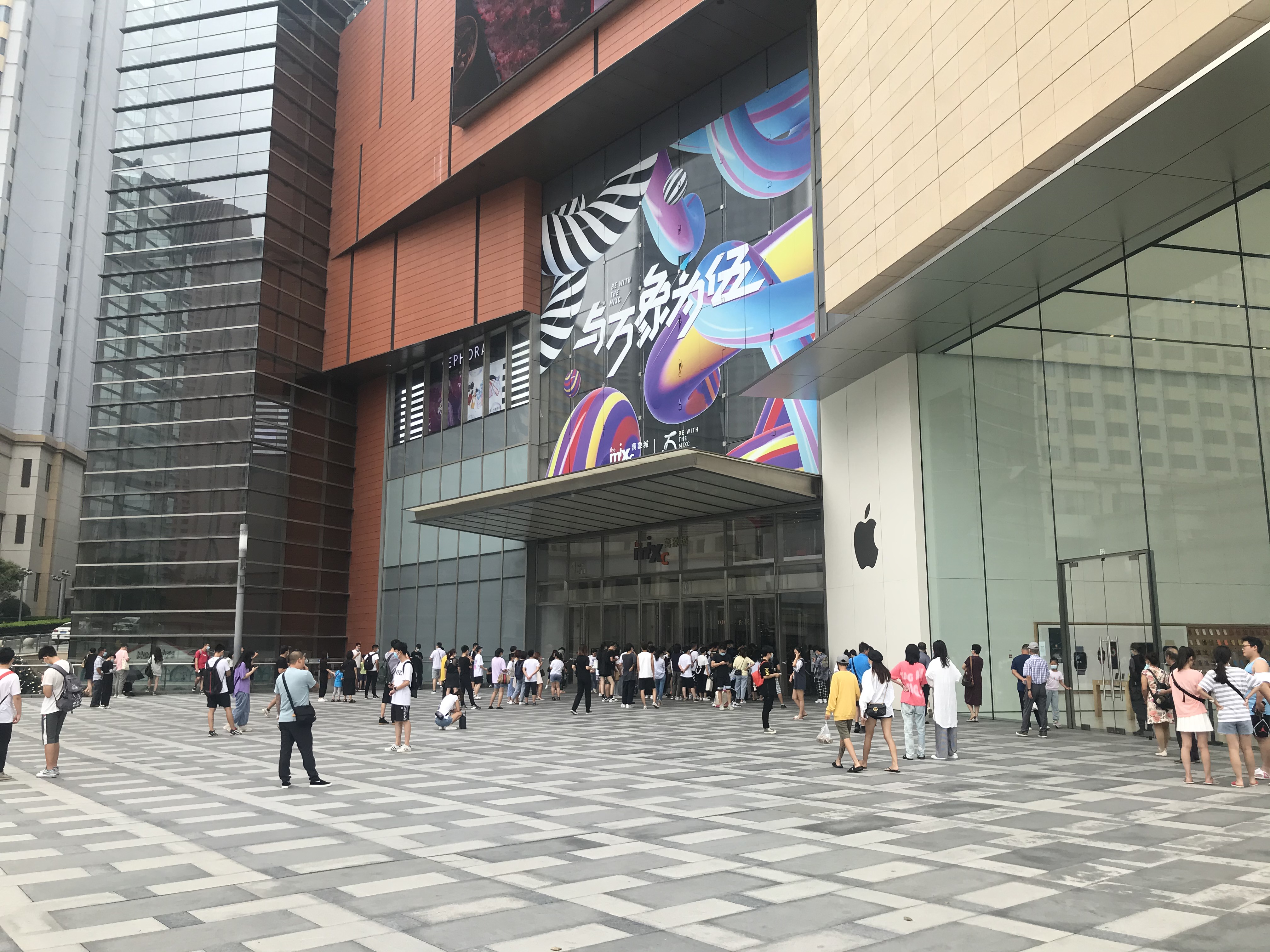 要离开了对朋友说的话长篇,要离开这个伤了心的城市的说说