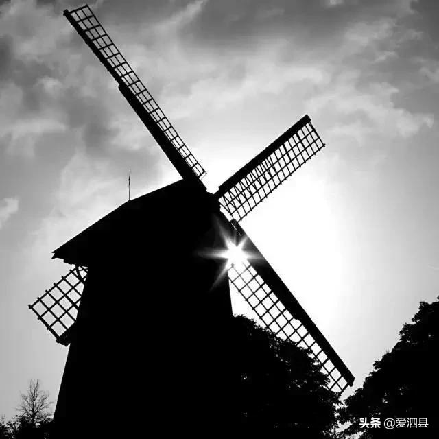 人生就像洗衣服,人生就像池子里的水